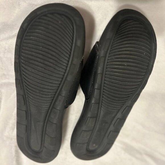Men's Nike Victori One Slides, Black/White SZ 7 - Picture 3 of 5
